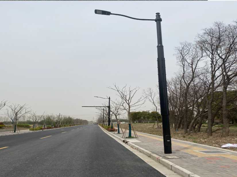 梅河口市上海综合杆 太阳能路灯工程